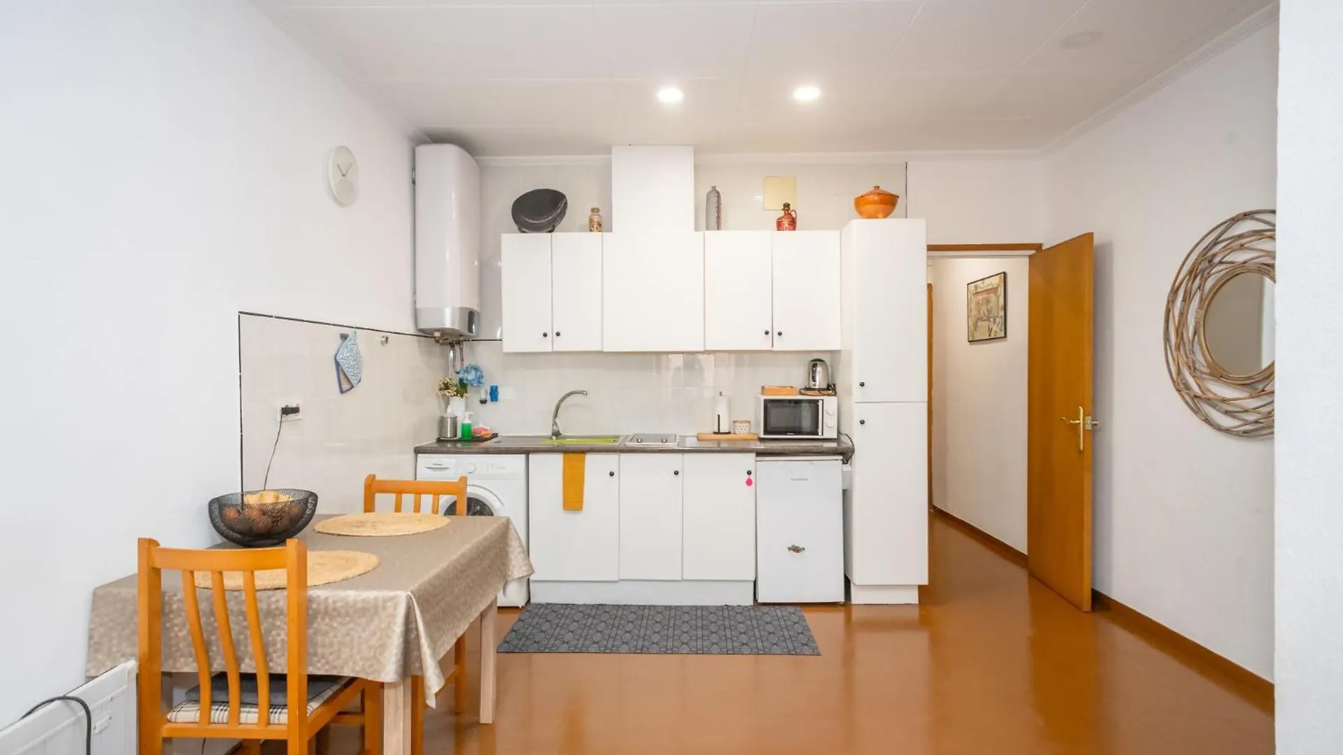 Apartamento Anselm Clave En 赫罗纳 0*,  西班牙